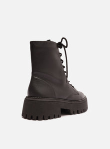 AREZZO | Maya Low Tractor Boot | Black