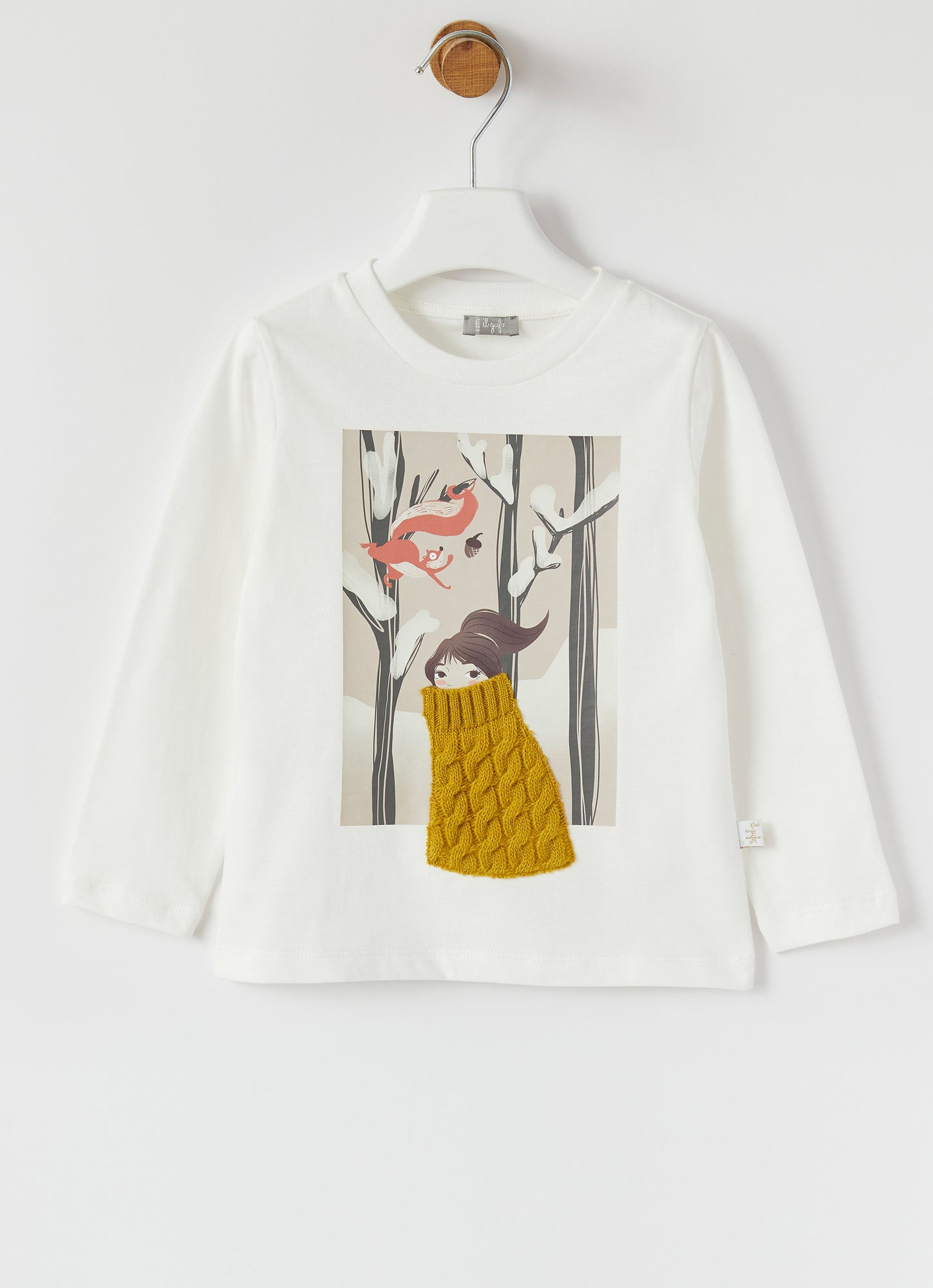 Little Girl with Sweater Print T-Shirt | Milk/Crocus