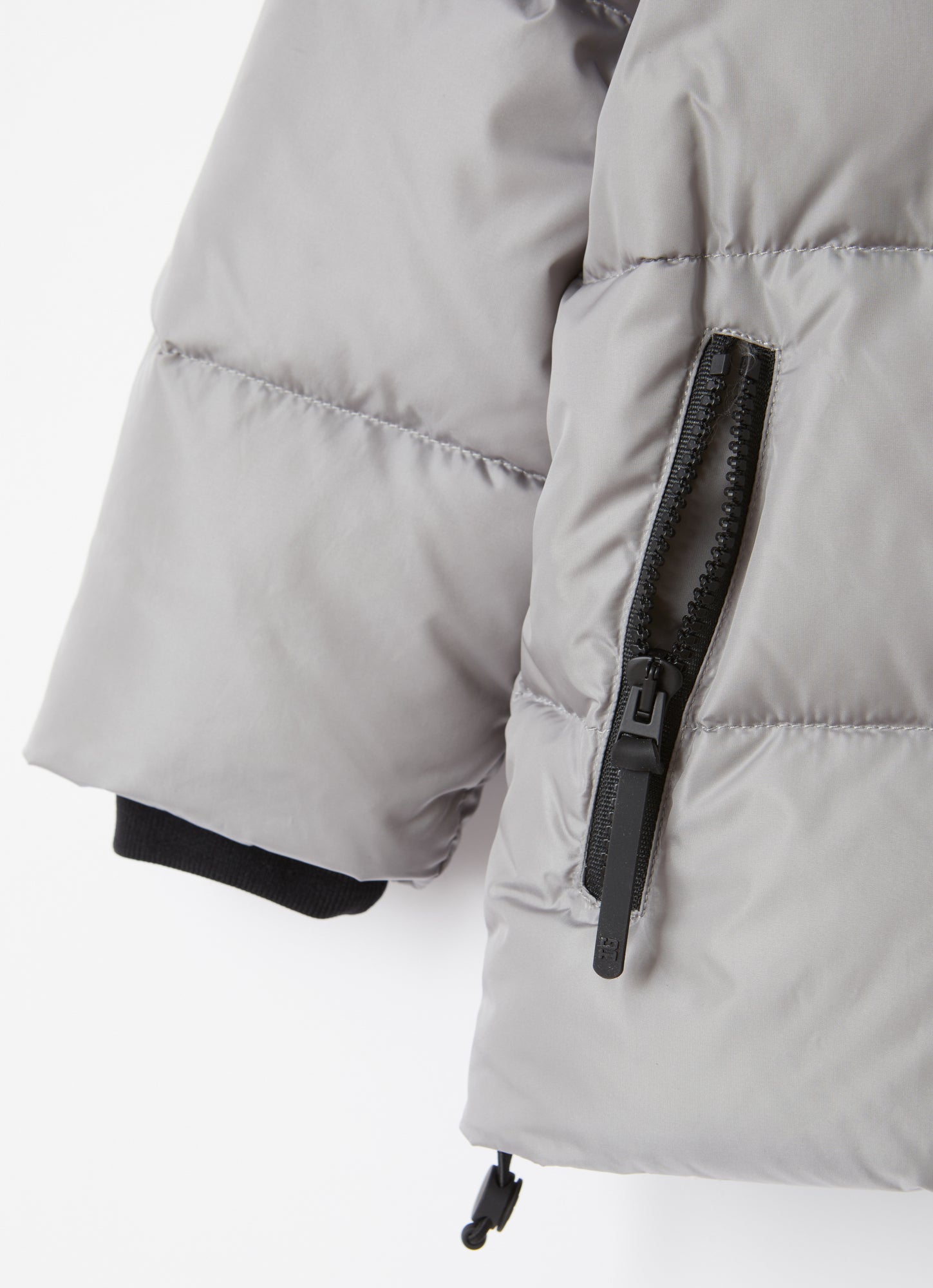 Short Taffeta Down Jacket with Inserts | Grey/Black