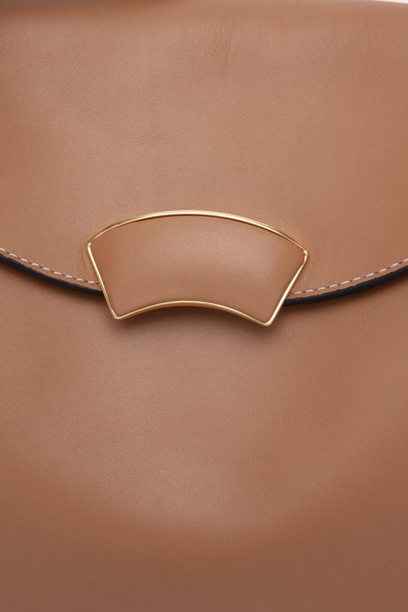 ID Soft Shoulder Bag | Camel