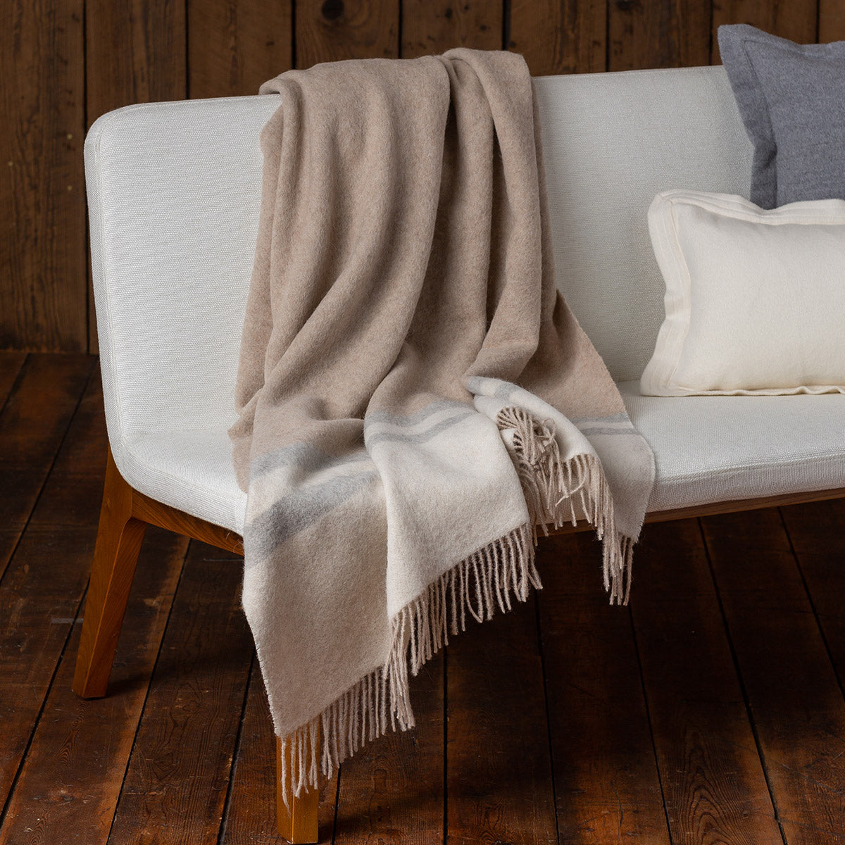 Canyon Throw | Beige/Ivory/Light Grey