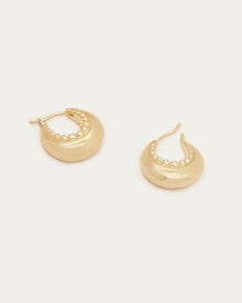 Color: Gold Scallop