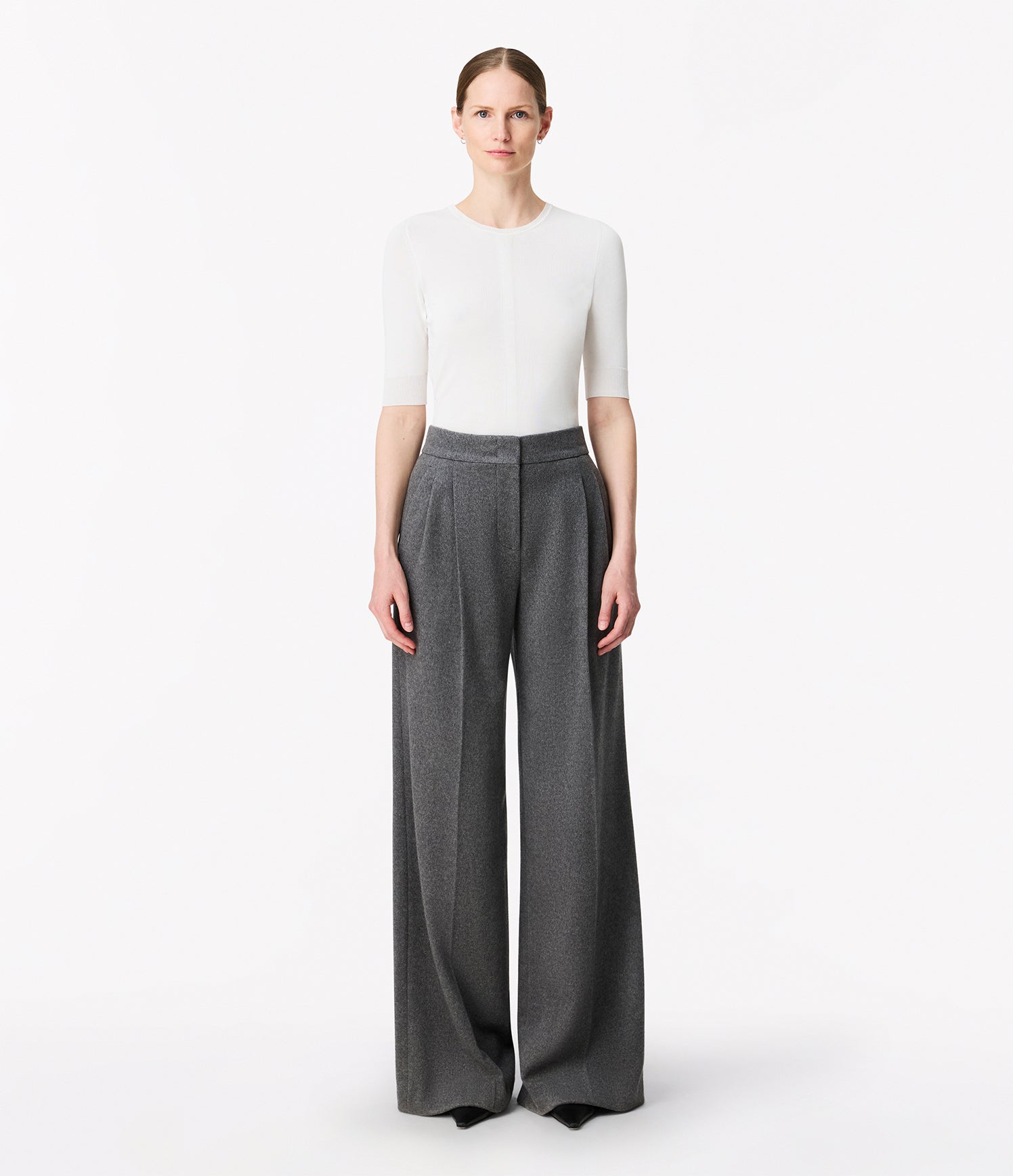 Another Tomorrow Cashmere Pleated Trouser in Medium Melange Grey – Cashmere Women's Trousers