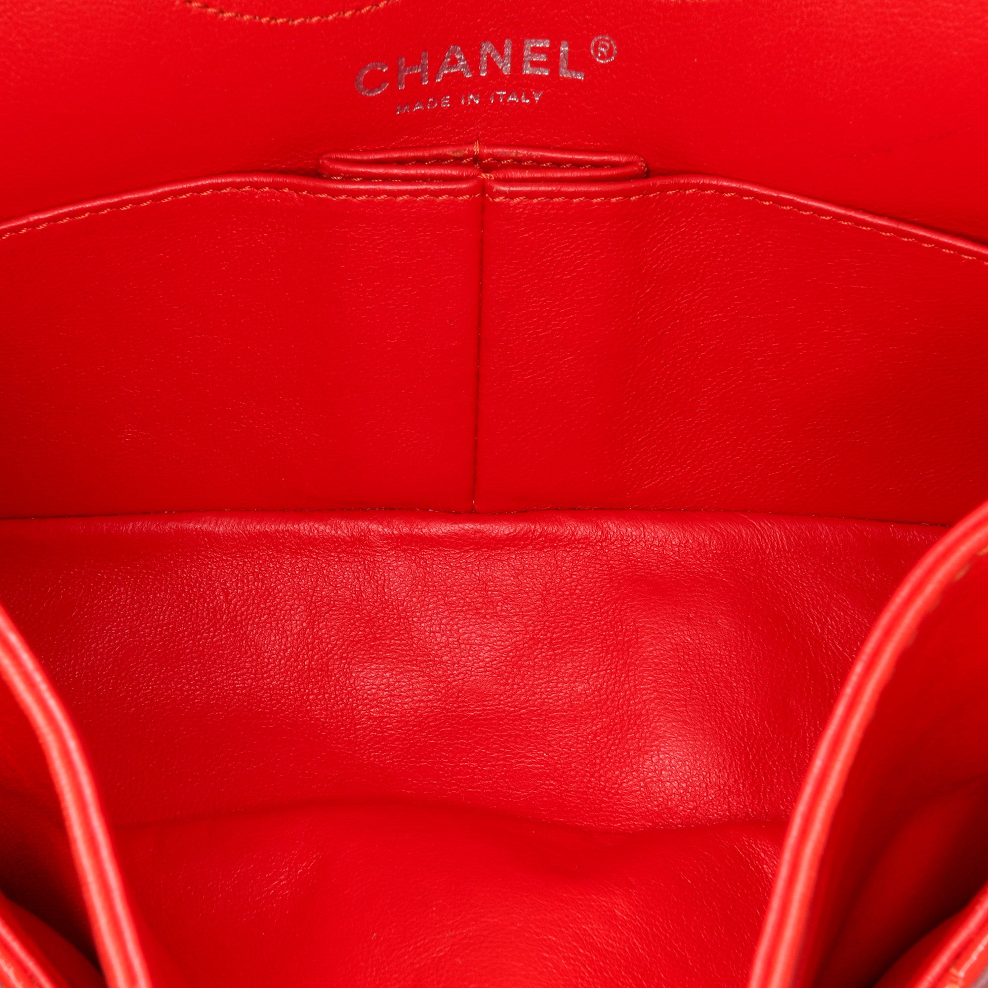Chanel | Pre-Owned Reissue 2.55 Patent Double Flap 225 | Red