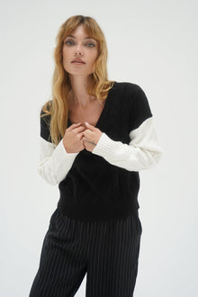 Women | Atticus V Neck Sweater | Ivory