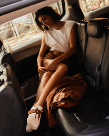 Alexandre Birman | Asymmetric Clarita Sneaker Montone Cognac | Cognac
