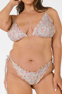 Women | Emma Frilled Triangle Top | Breakfast