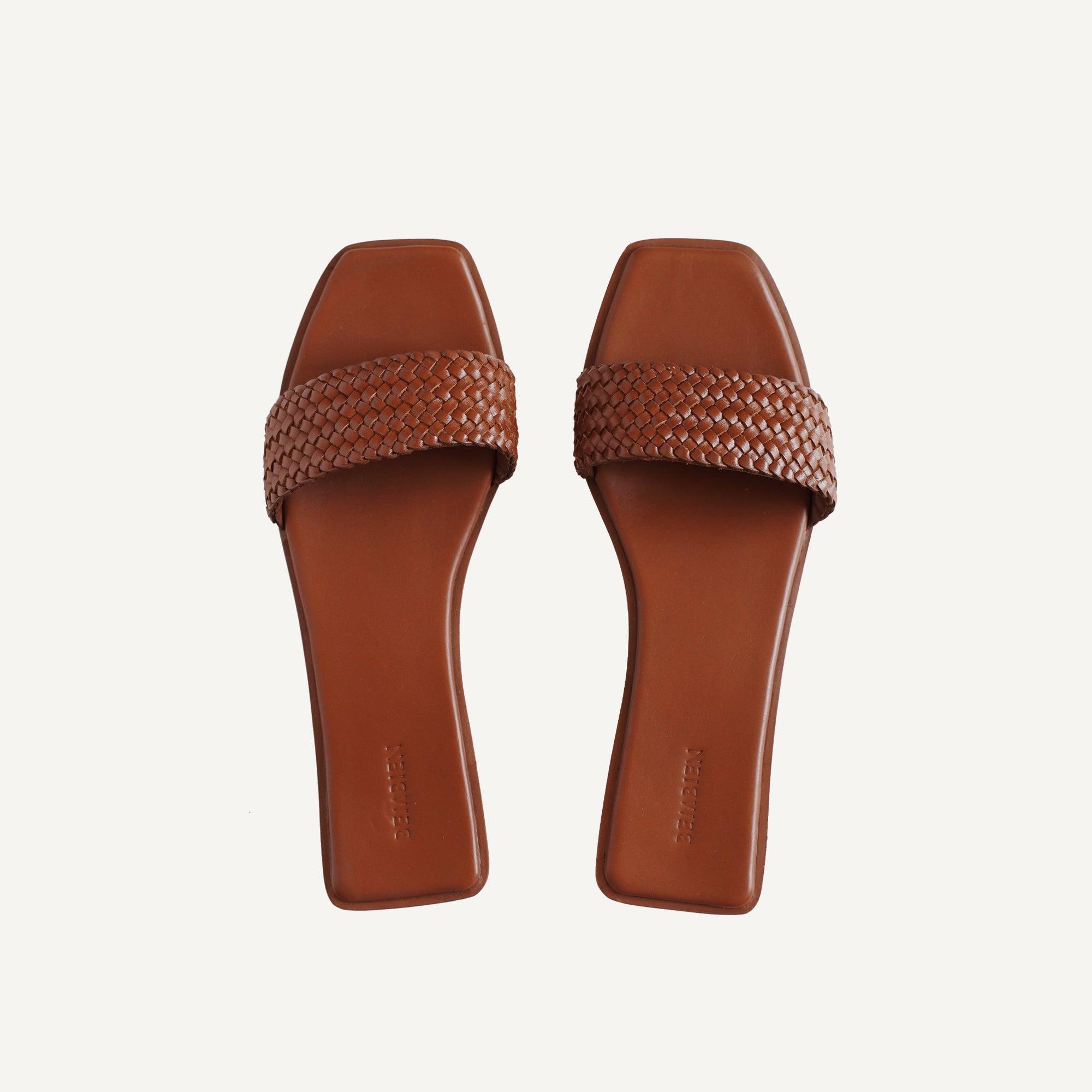 Aless Slide | Sienna