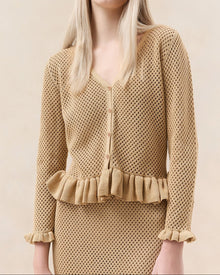 Color: Butter