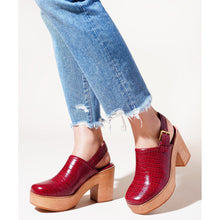 Bonnie Platform Clog | Vamp