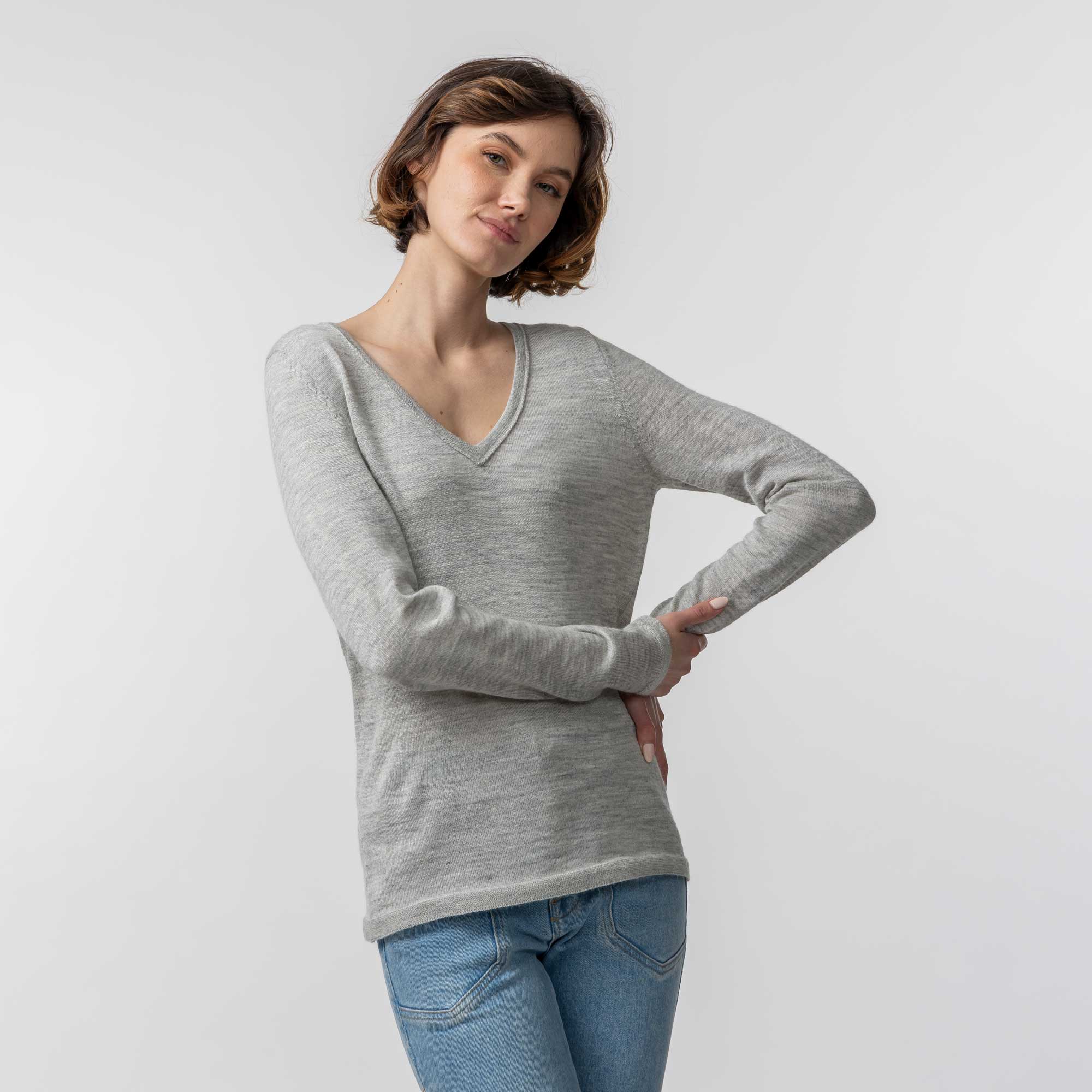 V Neck Sweater | Pearl Grey