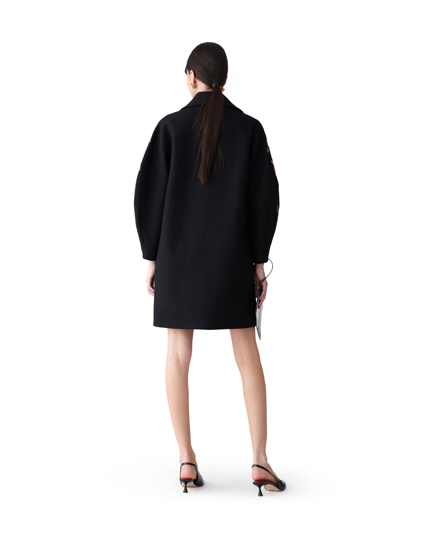 Embroidered Short Sleeve Crewneck Shift Dress | Black Multi
