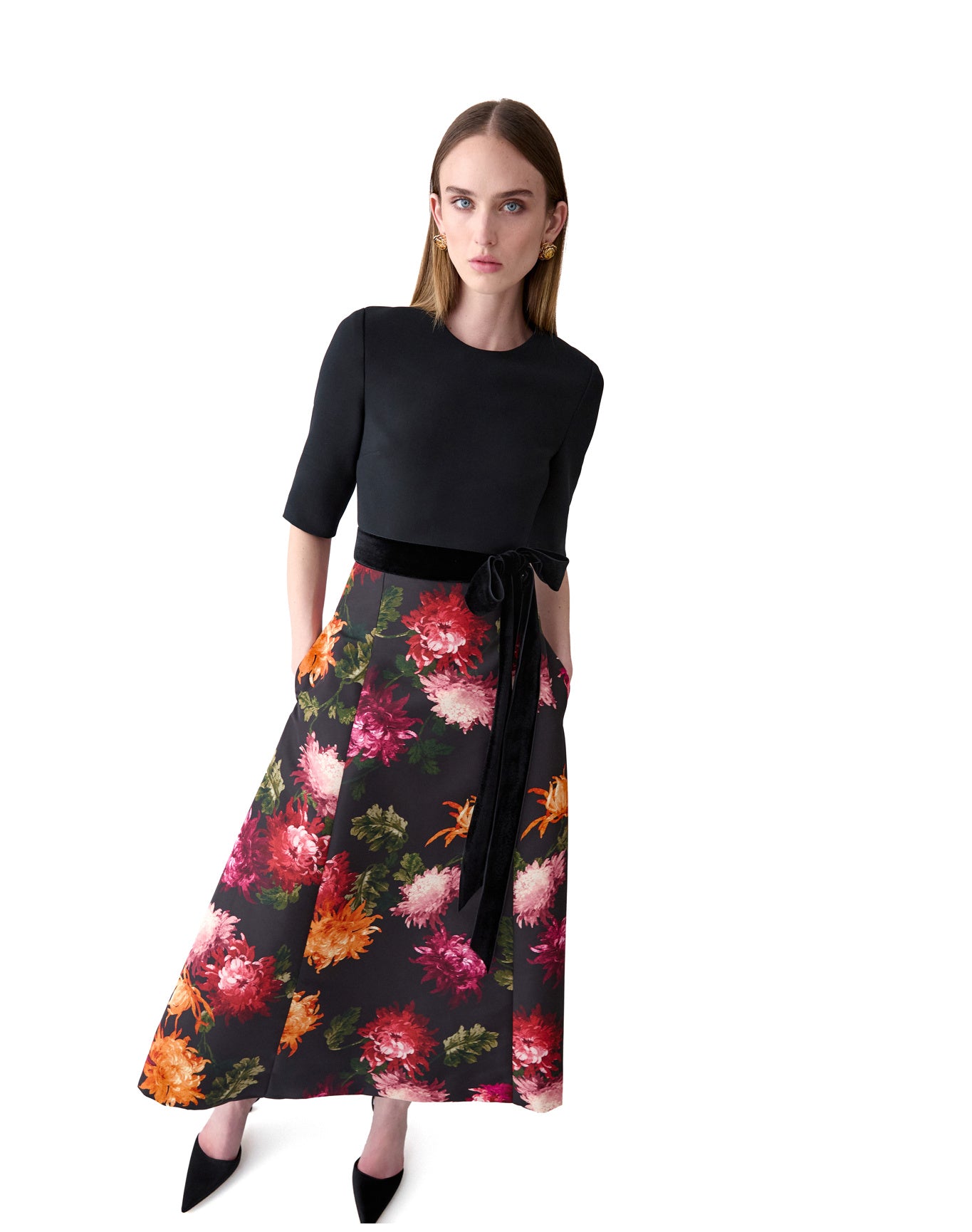 Elbow Sleeve Crewneck Midi Dress | Black Multi