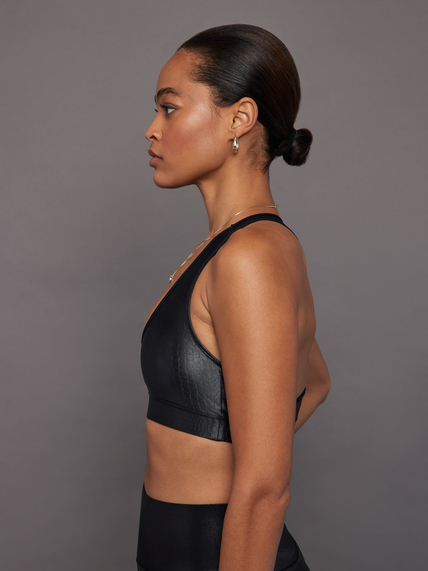 Action Bra 2.0 in Croc Takara Shine | Black Crocodile