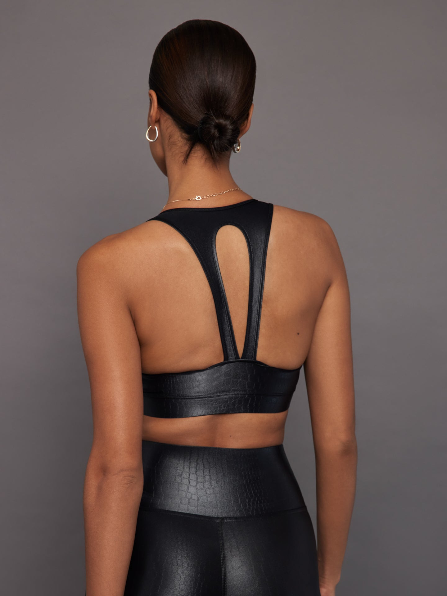 Carbon38 | Action Bra 2.0 in Croc Takara Shine | Black Crocodile