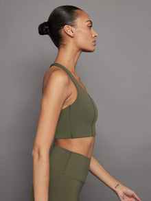 T Back Bra in Diamond Compression | Olive