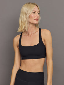 Racerback Bra in Ribbed Melt | Black