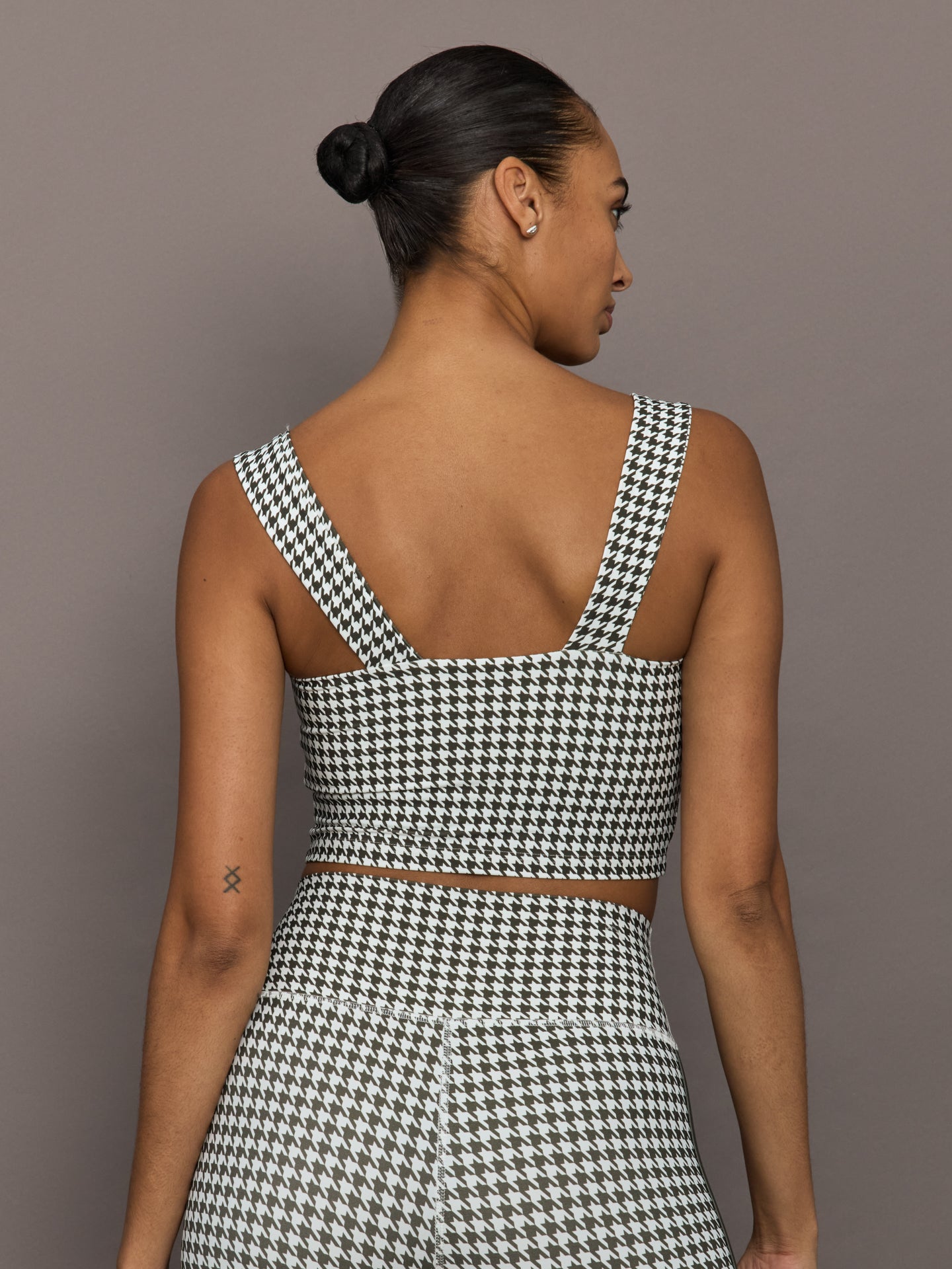 Houndstooth Sports Bra | Ivory / Faded Black