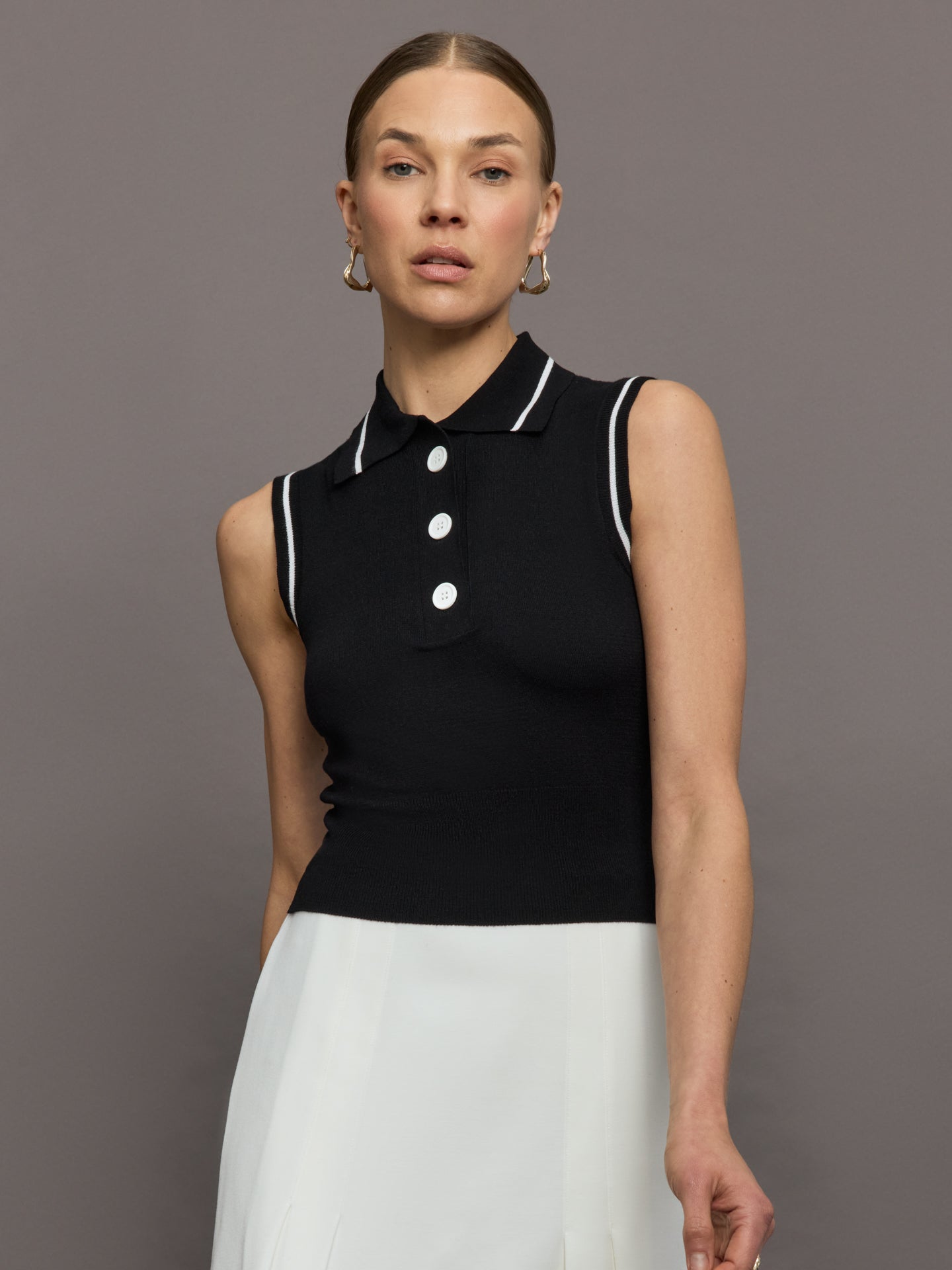 Tennis Sleeveless Polo | Black/ White