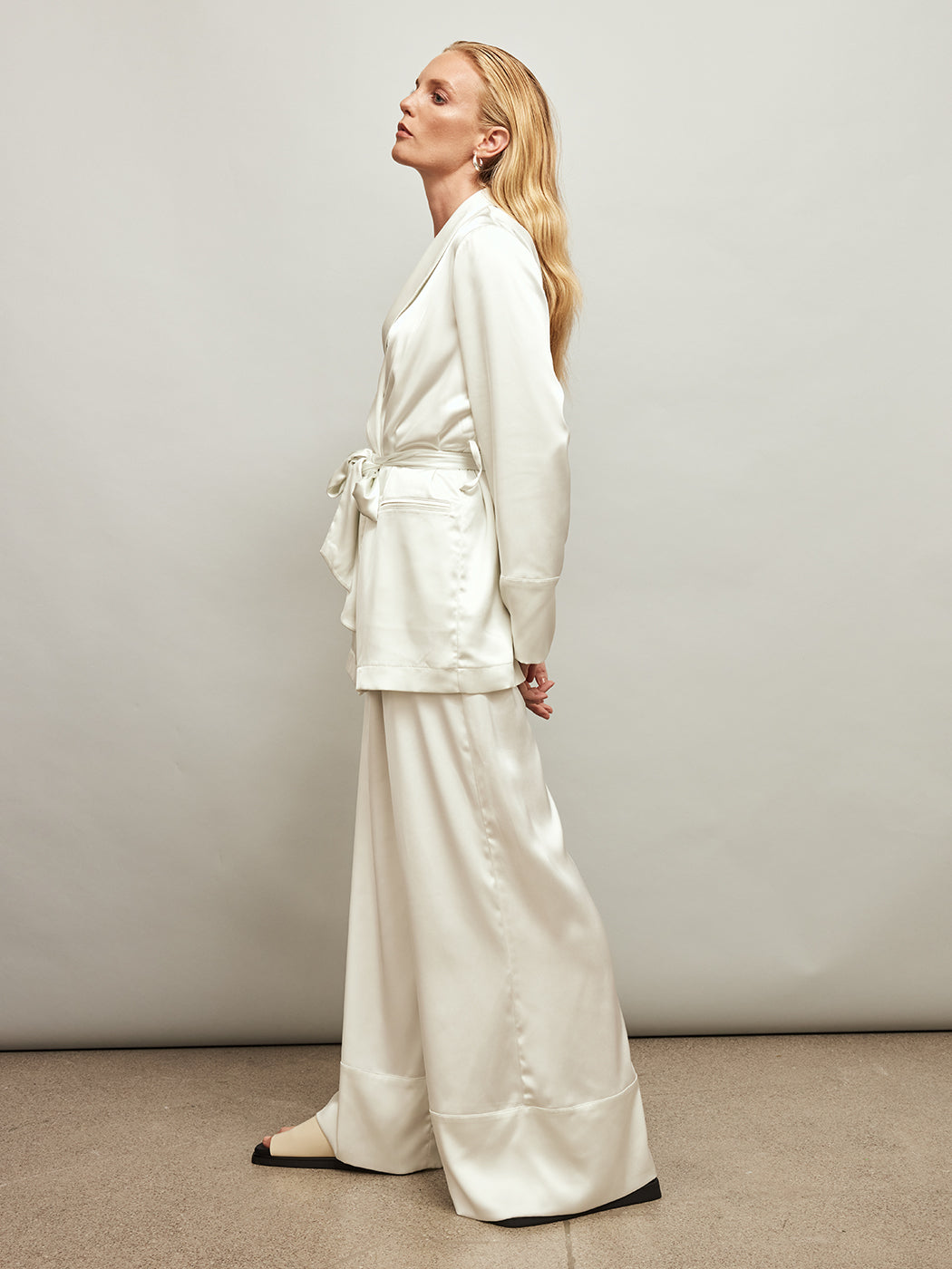 Satin Smoking Jacket | Ivory