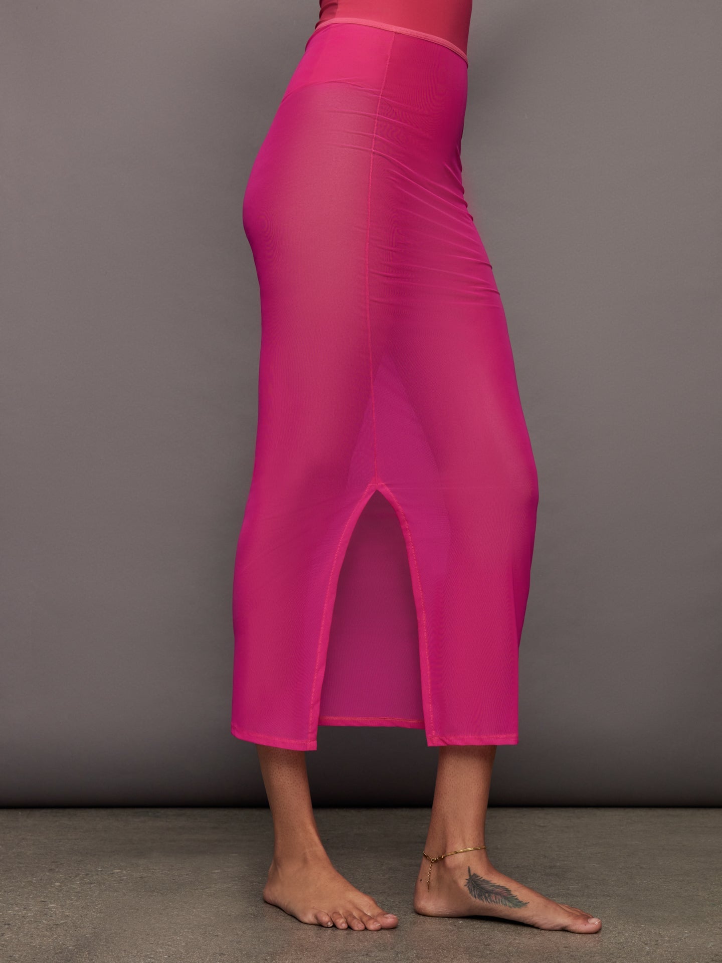 Carbon38 | Mesh Column Skirt | Fuchsia Pink