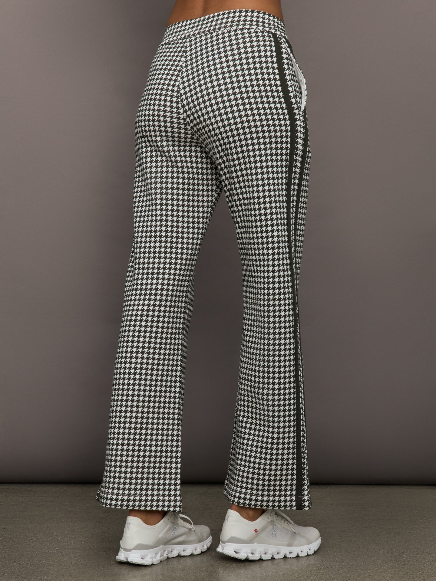 Houndstooth Track Pant | Ivory / Faded Black