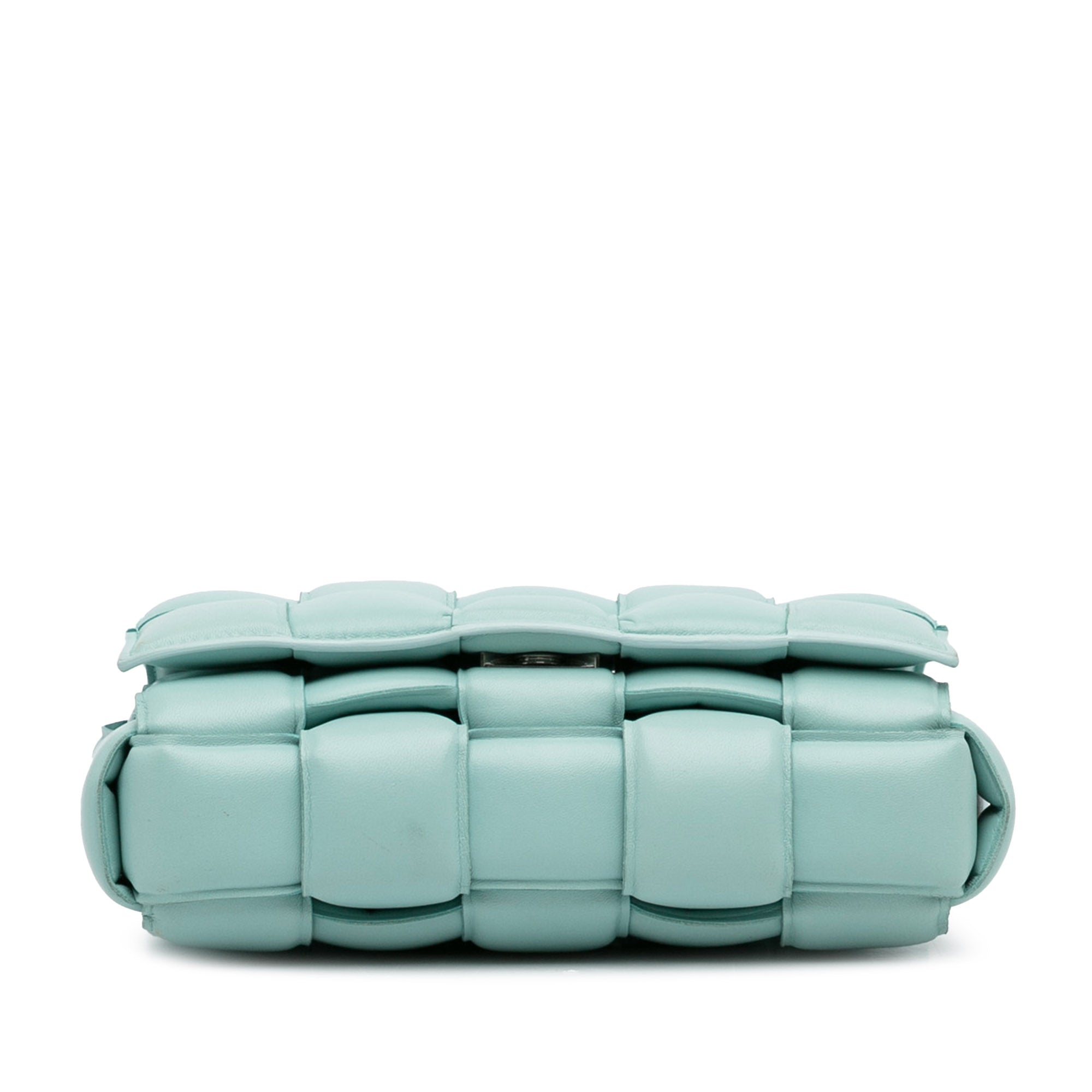 Bottega Veneta | Pre-Owned Nappa Intrecciato Padded Cassette Crossbody - I | Blue/Light Blue