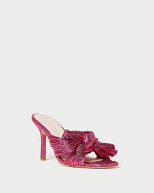 color: Fuchsia