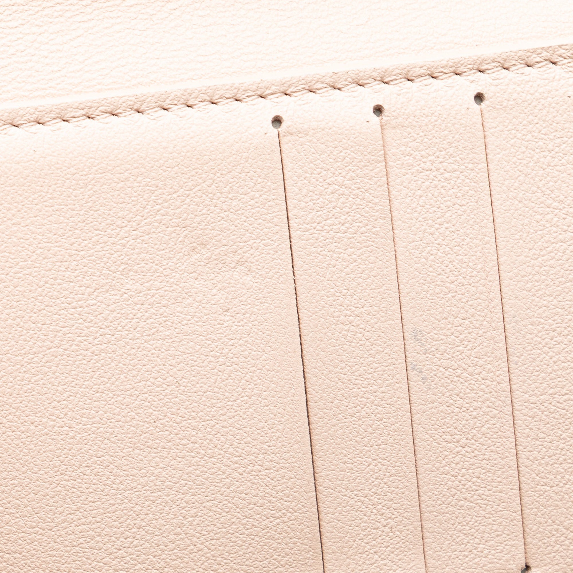 Louis Vuitton | Pre-Owned Bicolor Taurillon Capucines Compact Wallet | Pink/Light Pink