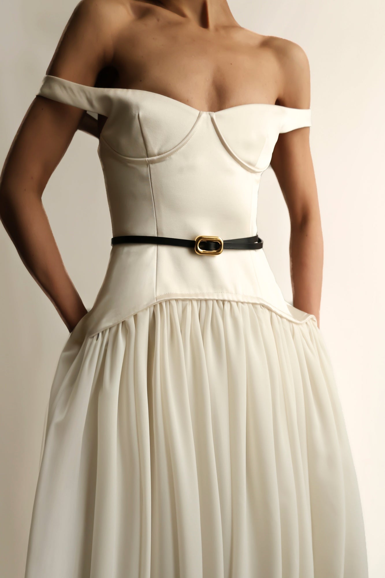 Venura Belt | Black & 24K Gold