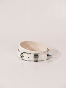 Hollyhock Pebble Leather Belt | Ivory & Silver