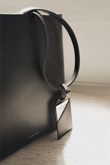 Luggage Tag - Janessa Leone, Black