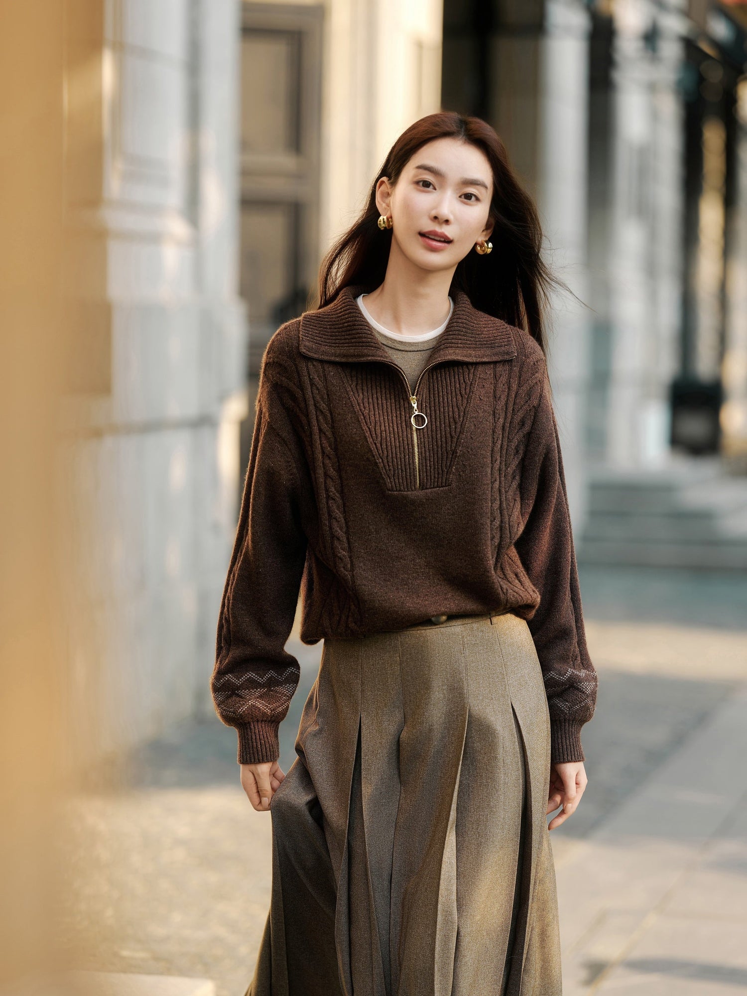 Slub Yarn Round Neck Knit Top | Brown