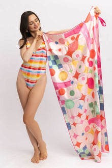 Women | Reversible Packable Beach Towel | Day Trippin'