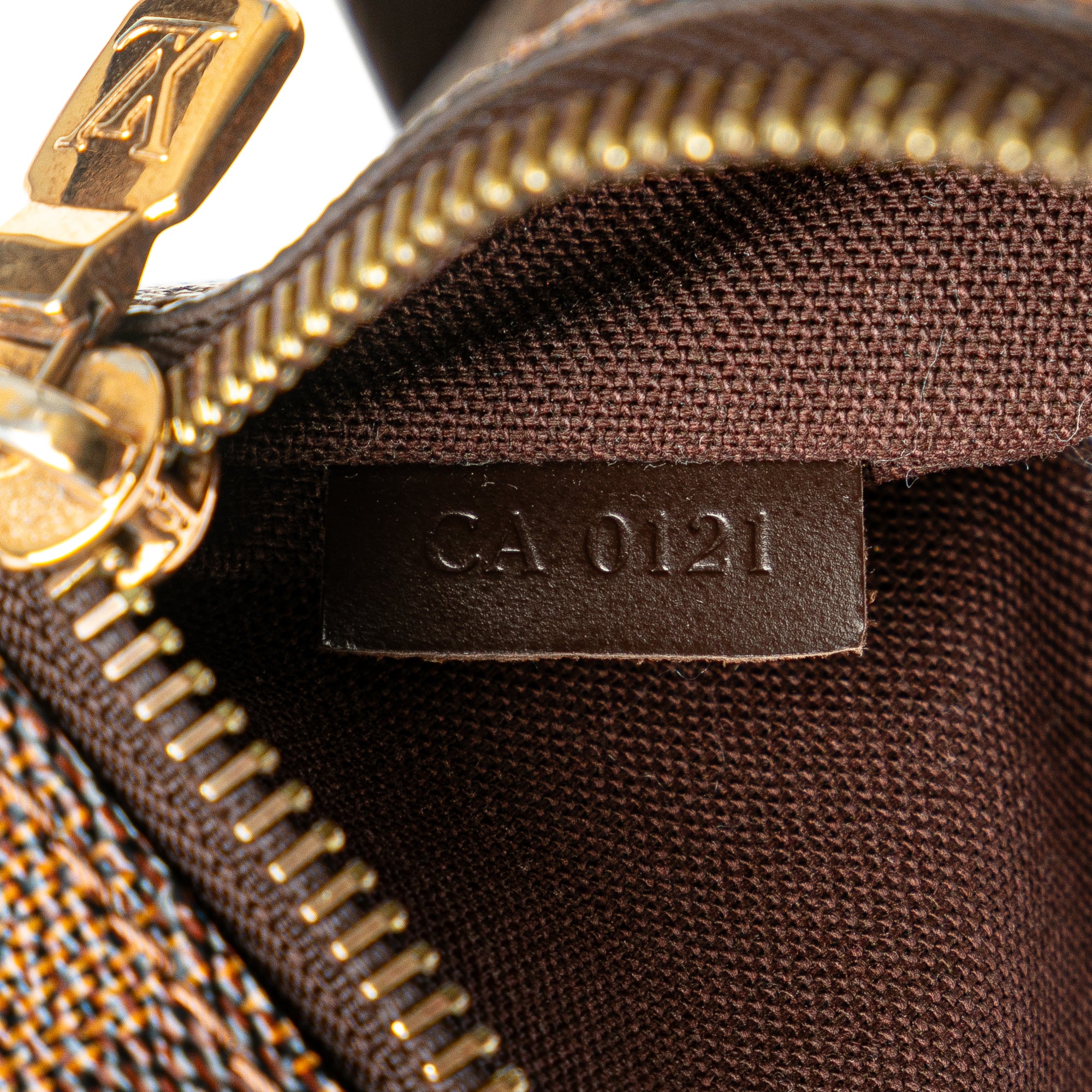 Louis Vuitton | Pre-Owned Damier Ebene Brooklyn MM | Brown