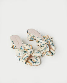 Color: Nova Floral