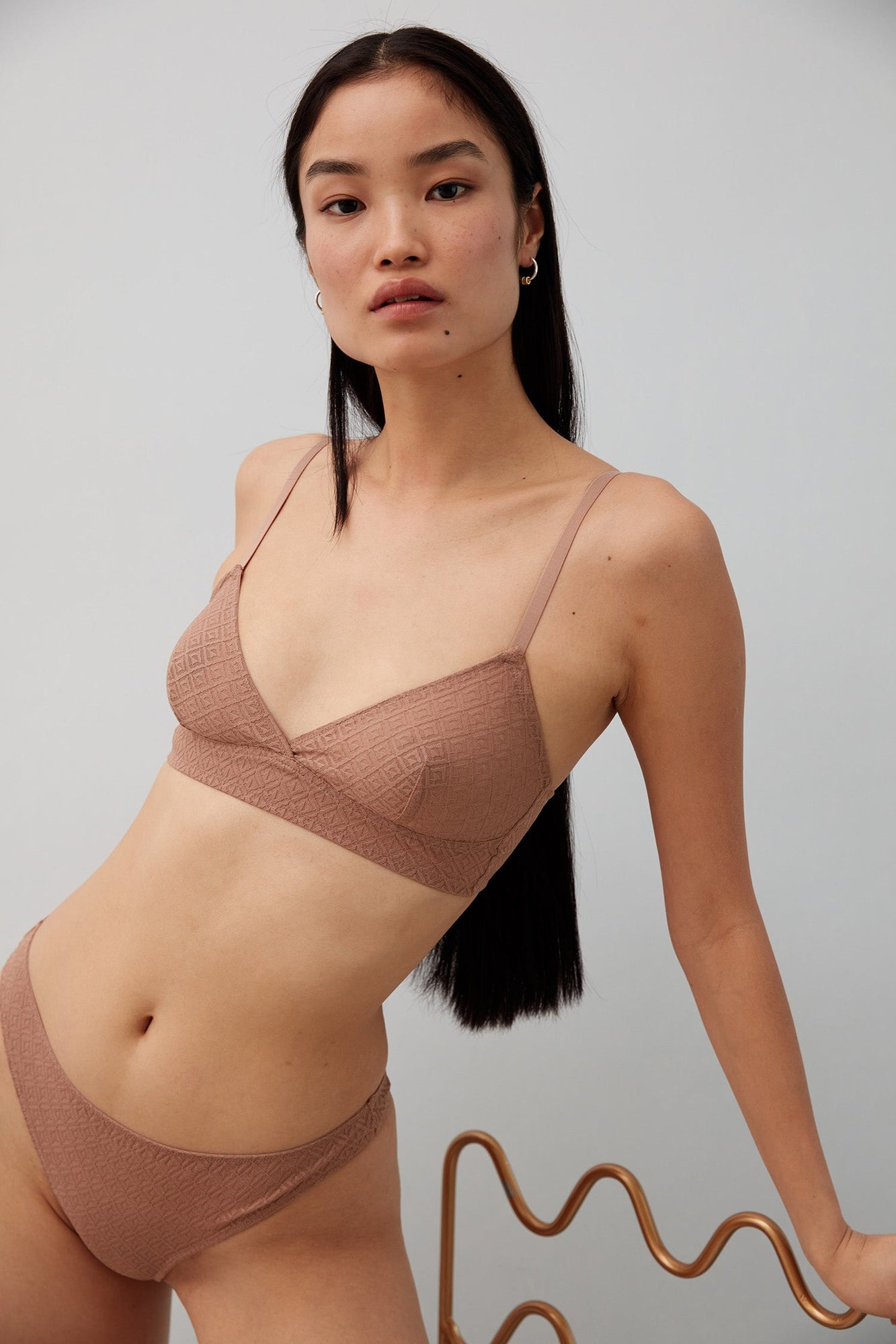 Betty Triangle Soft Bra | Bronze