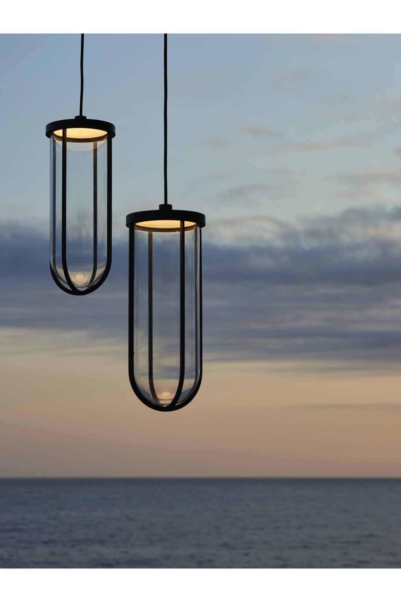 In Vitro Outdoor Suspension 2700K 1-10V | Pale Green