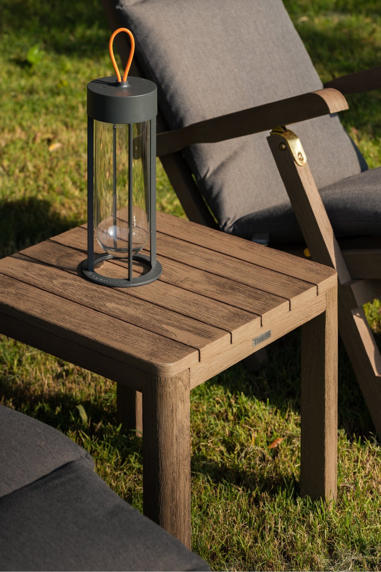 In Vitro Unplugged Outdoor Portable 3000K | Anthracite
