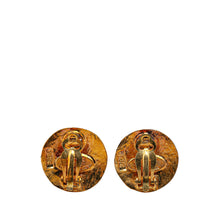 Chanel | Pre-Owned Gold Plated CC Round Clip On Earrings - III | Gold