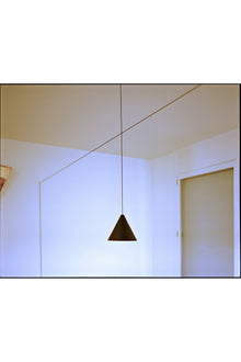 String Light Cone Suspension 22m App | Black