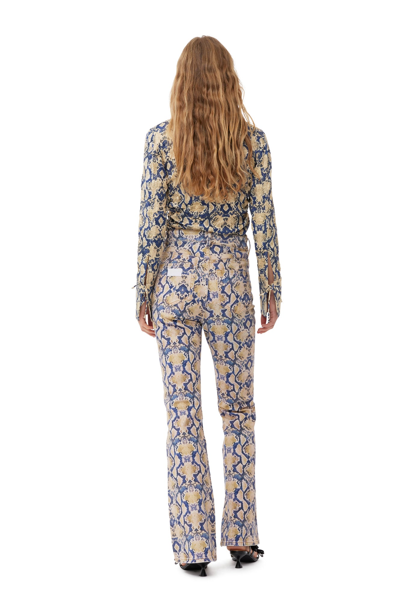 Snake Printed Crinkled Satin Fitted Shirt | Safari