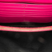 Saint Laurent | Pre-Owned Medium Patent Vicky Crossbody | Pink/Hot Pink