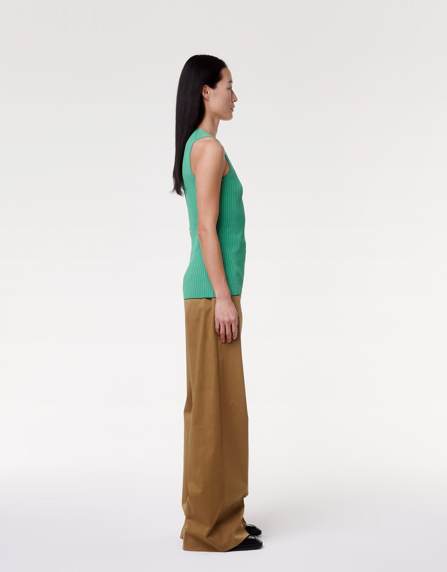 Another Tomorrow Fitted Tank Knit in Kelly Green – Viscose Women's Knitwear