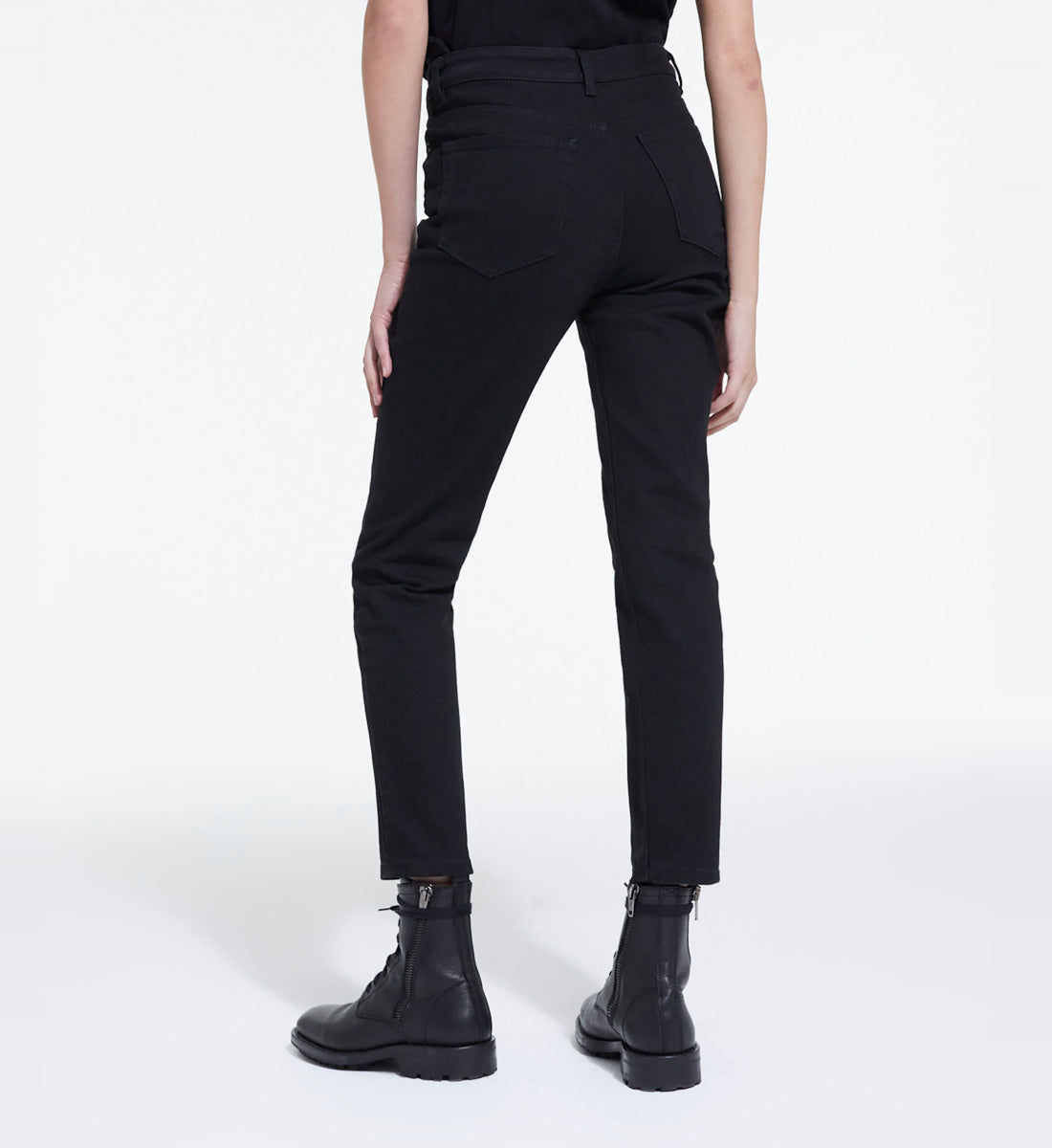 Slim-Fit Jeans | Women | Black