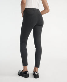 Yoga Faded Joggers W/Contrasting Logo | Women | Black Washed