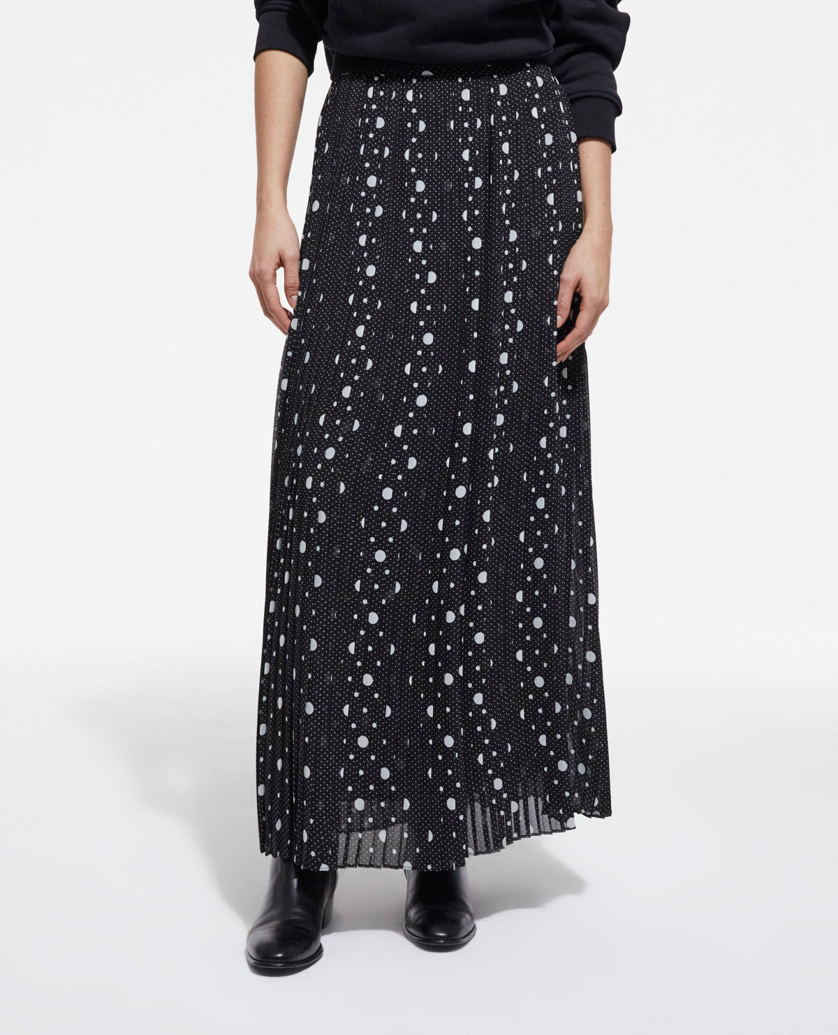 Long Printed Skirt | Women | Black x Ecru