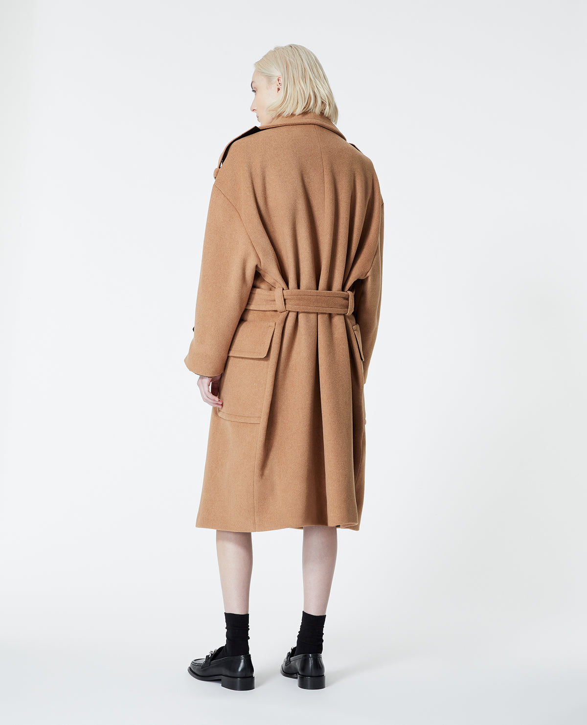 Roomy Camel-Colored Wool Coat With Belt | Women | Camel