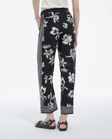 Flowing & Pants With Scarf Motif | Women | Black x White