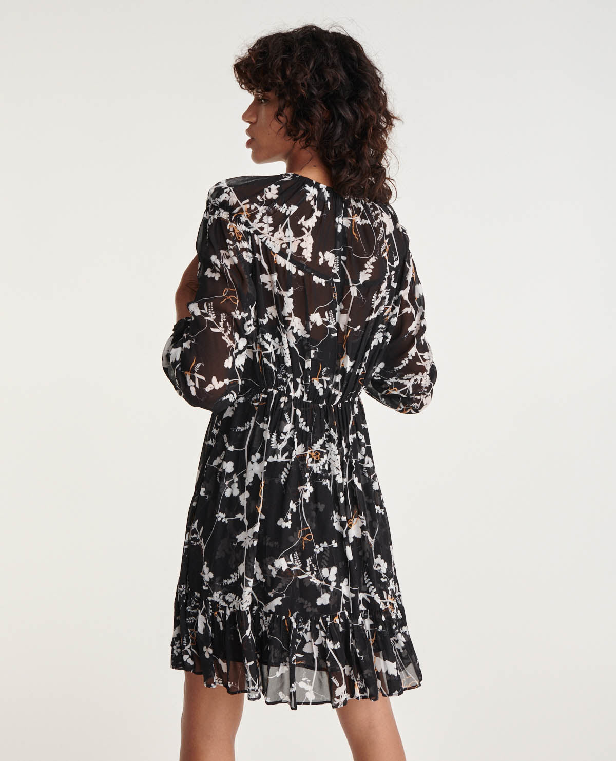 Short Floral Print Dress With Gathers | Women | Black